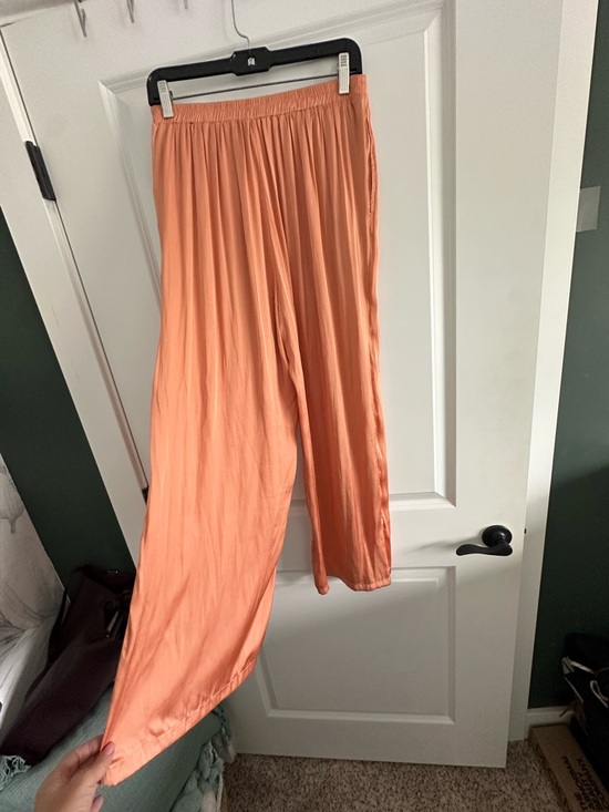 Women's Wide Leg Satin Pants - Peach Sincerely Jules Sz: L  Palazzo  pants. - Picture 2 of 7